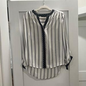 NWT Zac & Rachel size medium blouse
